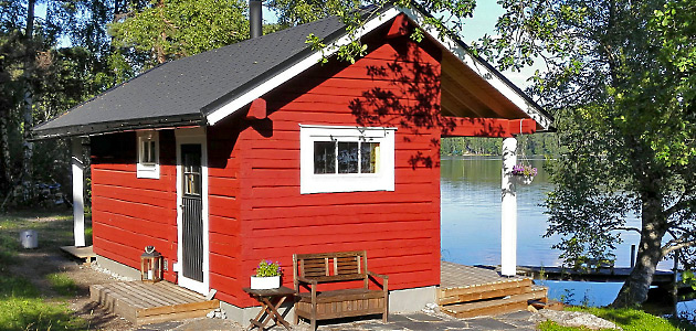 hirsisauna järven suuntaan